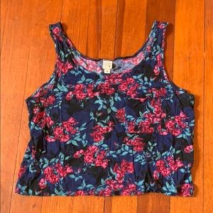Crop top tank top